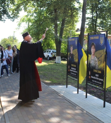 У селі Сад під Сумами відкрито Алею слави на честь загиблих захисників України
