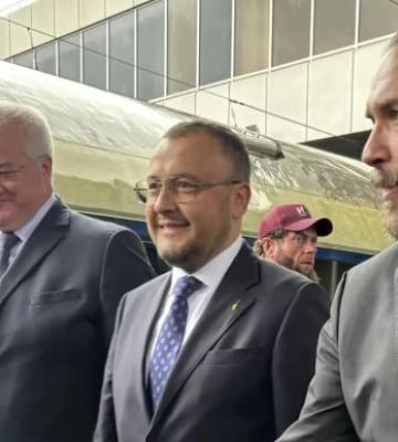 Президент Польщі Анджей Дуда прибув до Києва для зустрічі із Зеленським