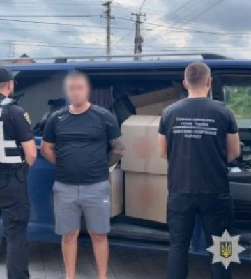 На Закарпатті викрито незаконне перевезення 2 500 пачок тютюну без акцизу