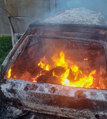 Окупанти скинули вибухівку на цивільне авто на Херсонщині