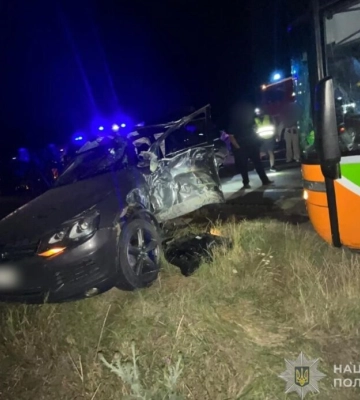 У Білгород-Дністровському районі сталася ДТП: рейсовий автобус зіткнувся з легковиком