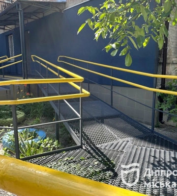 Була пошкоджена через ракетний удар: у Дніпрі відкрили оновлену амбулаторію