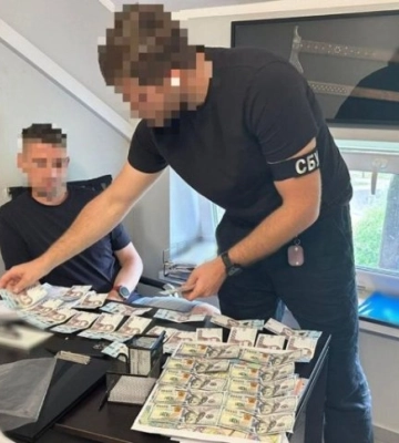 На хабарі із землею викрили депутата однієї з селищних рад Львівщини