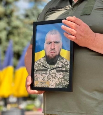 У Рівному попрощалися із 40-річним солдатом