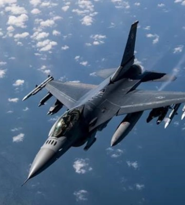 Пилот F-16 погиб во время ночной атаки