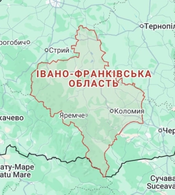 Внаслідок ворожої  атаки на Прикарпаття постраждала жінка, пошкоджені будівлі та церква