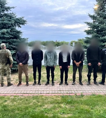120 тисяч за переправлення: на Закарпатті затримали чергову групу ухилянтів