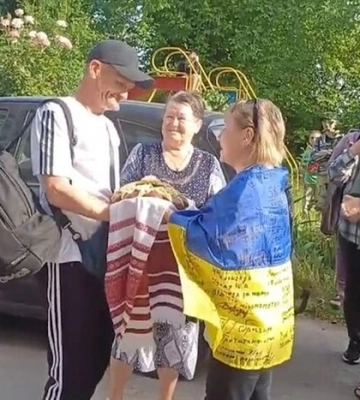 На Рівненщині помер військовий, який лише кілька днів тому повернувся додому з полону На Рівненщині помер військовий, який лише кілька днів тому повернувся додому з полону