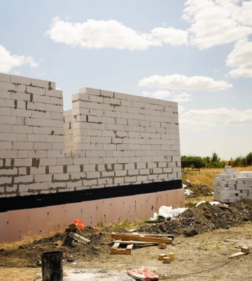 У Посад-Покровському на Херсонщині почали будівництво понад 100 будинків