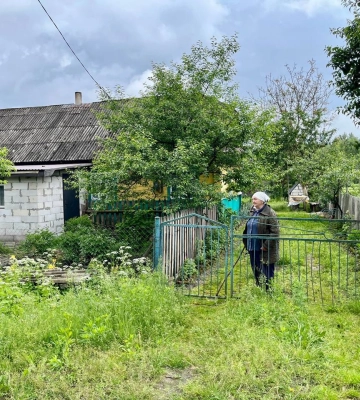 Богом забуте волинське село: як живуть люди без автобуса, аптеки та магазину. СУСПІЛЬНЕ | ВІДЕОНОВИНИ