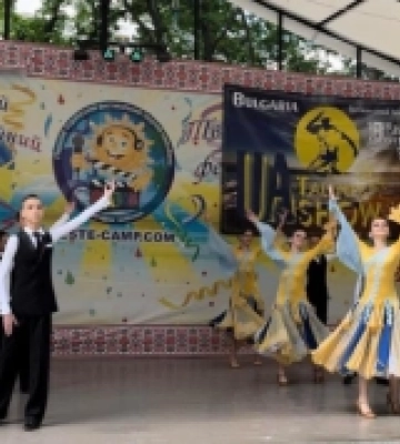 Луцький ансамбль «Юність» виборов нагороду на фестивалі в Болгарії