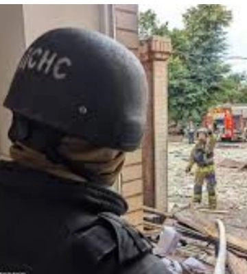 Росіяни вдарили по будівлі ТЦК у Кривому Розі