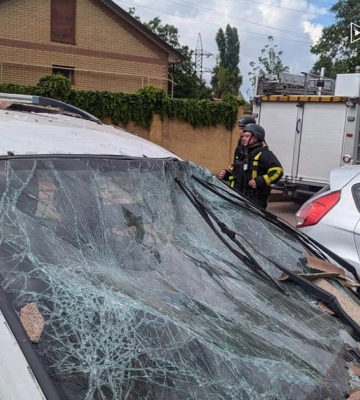 Влучання «Шахеда» поряд із будівлею ТЦК у Кривому Розі підтвердило командування