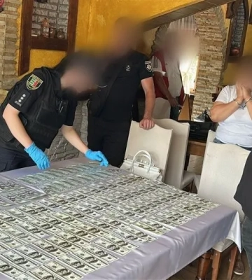 Скандал на Закарпатті: сімейна лікарка торгувала фіктивними довідками про інвалідність для виїзду за кордон