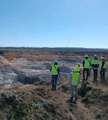 На Черкащині викрили посадовця, який організував незаконний видобуток корисних копалин