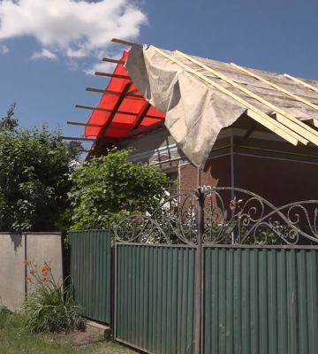 Прикарпаття оговтується від ворожої атаки (відео)