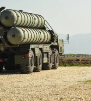 В Крыму зафиксирован пожар на позиции ЗРК С-300/С-400 и РЛС — спутниковые снимки