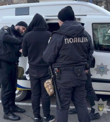 В Одессе осудили винничанина, напавшего с ножом на супругов в их квартире