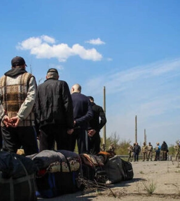 Катували цивільних на Київщині: повідомлено про підозру російському комбригу Омурбекову та ще вісьмом окупантам, - СБУ