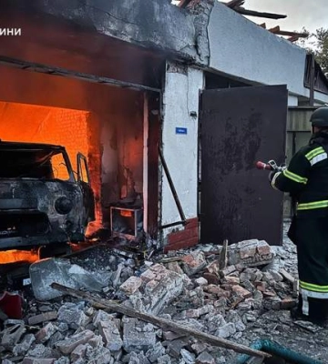Горели станция скорой медицинской помощи и дом: жуткие последствия атаки в Одесской области