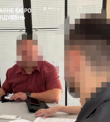 В Запорожье правоохранитель присваивал квартиры умерших