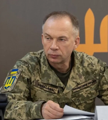 Скопление личного состава, техники и размещения военных в палаточных городках в тылу – запрещено, - Сырский