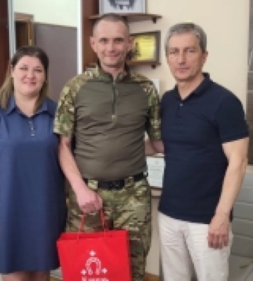 У Ковелі мер зустрівся зі звільненим з російського полону захисником Василем Гулячем