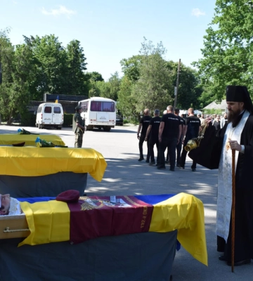 Трьох військових провели в останню путь в Кропивницькому 