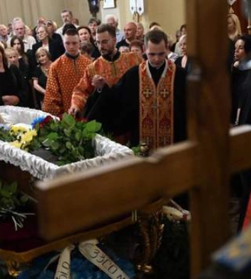 У Львові прощаються з Ігорем Калинцем