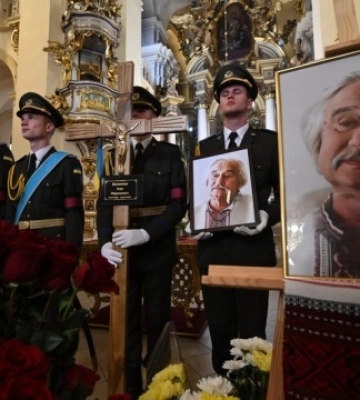 У Львові попрощалися з поетом та дисидентом Ігорем Калинцем