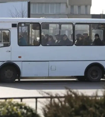 У Львові звільнено водія, який відмовився зупинити автобус під час хвилини мовчання
