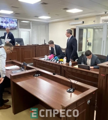 ВАКС розпочав засідання у справі Чернишова: захист долучив нові матеріали
