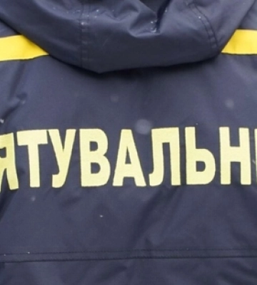 На Волинь «на щиті» повернувся поліцейський Юрій Кривошапко. Героя зустріли на колінах