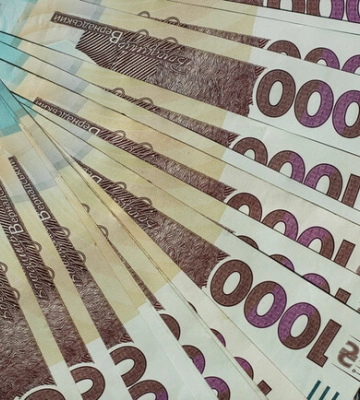 Кабмін пропонує підвищити мінімальну зарплату: як можуть зрости виплати