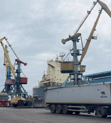 Єдине морське вікно тестують у порту Південний