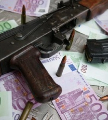 Гранаты в обмен на дрон — в Донецкой области военный торговал оружием с части