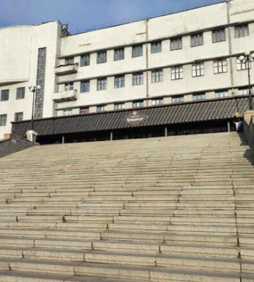В Харькове капитально отремонтируют лестницу на Университетской горке за более 9,5 млн грн