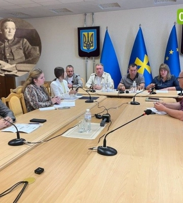 У Полтавській ОВА після п'яти років знову пропонують встановити пам’ятник Симону Петлюрі