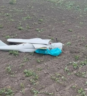Фермери Херсонщини втрачають врожай і техніку через обстріли, але змушені платити податки