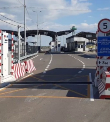 На базі прикордонників у Чонгарі росіяни облаштували СІЗО для сотень цивільних, – МІПЛ