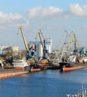 Чотирьох колишніх працівників Херсонського річпорту суд визнав винними у пособництві РФ