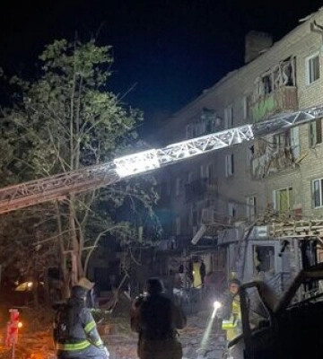 Удар військ РФ по будинку у Краматорську: рятувальники деблокували тіло чоловіка. ФОТО