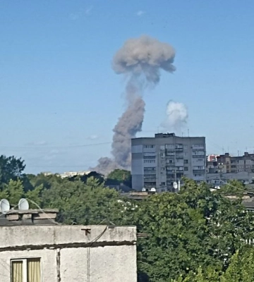Возле Житомира произошел сильный взрыв. Известно о пострадавших – фото и видео