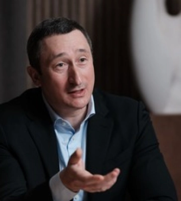 Жена, малоизвестная фирма и менеджер застройщика: кто заплатил за Чернышова
