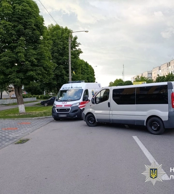 На Черкащині зіткнулися авто та мотоцикл: постраждав неповнолітній пасажир двоколісного (ФОТО)