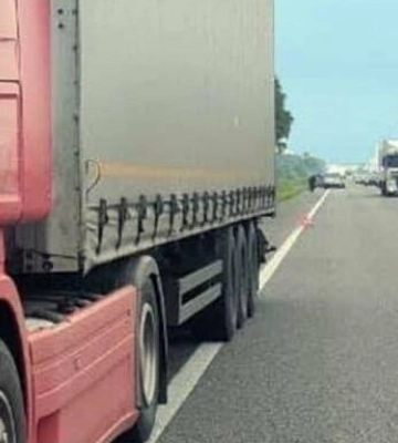 На дорогах Львівщини запроваджено тепловий режим. Обмеження руху великовагового транспорту