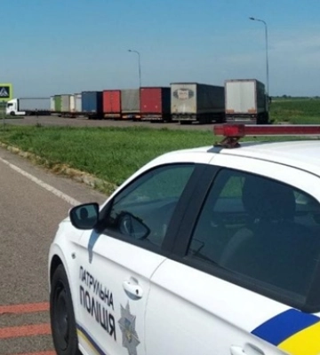 В Киеве из-за жары ввели ограничения на движение грузовиков