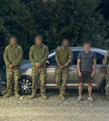 Черкащани хотіли незаконно потрапити до Румунії за допомогою електронних карт