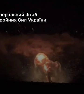 У росіян в окупованому Харцизьку сталася &quot;бавовна&quot;: палає склад з боєприпасами  (Відео)