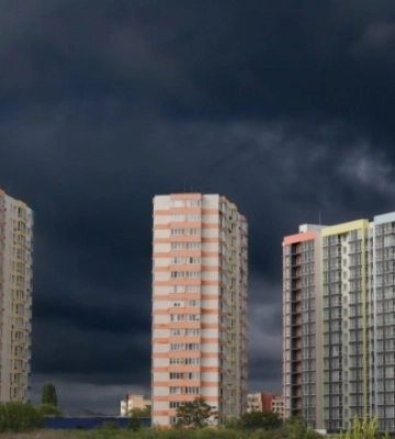 У Києві та області завтра очікуються грози, град і сильні пориви вітру